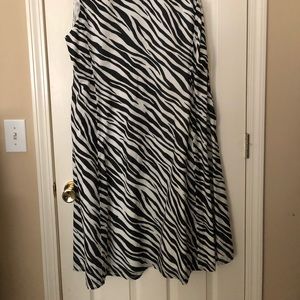 Jones New York Dresses - Jones New York Zebra Dress 20W Jones New York Dresses - Jones New York Zebra Dress 20W
